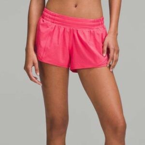 Lululemon Hotty Hot Low-Rise Lined Short 2.5" Glazed Pink